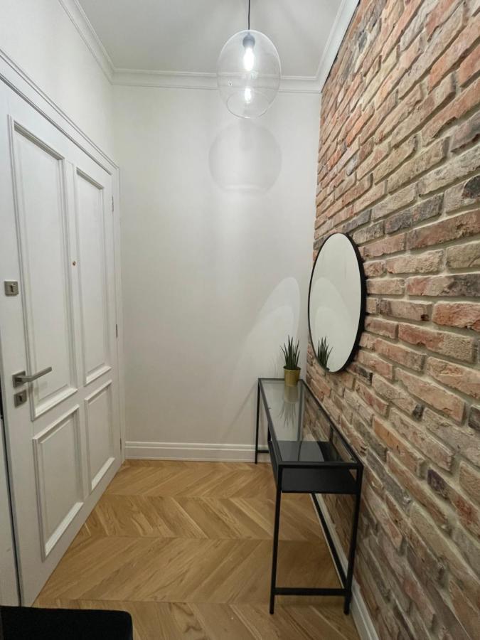 Apartament Grafitowy Apartment Poznan Ngoại thất bức ảnh