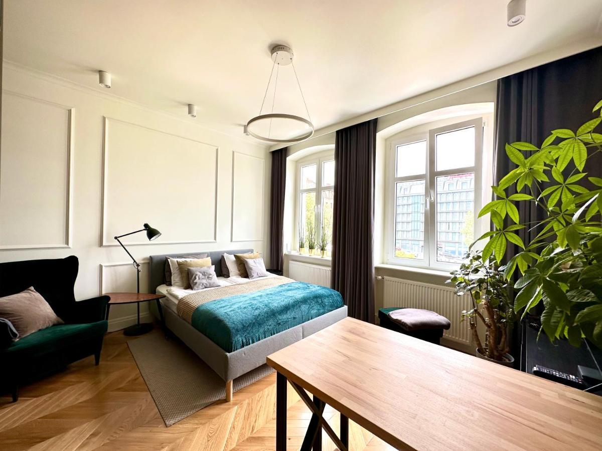 Apartament Grafitowy Apartment Poznan Ngoại thất bức ảnh
